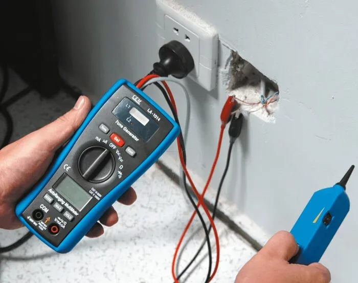 Аварийный выезд электрика